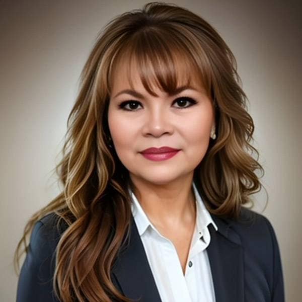 Acne Cliinic Staff Justina