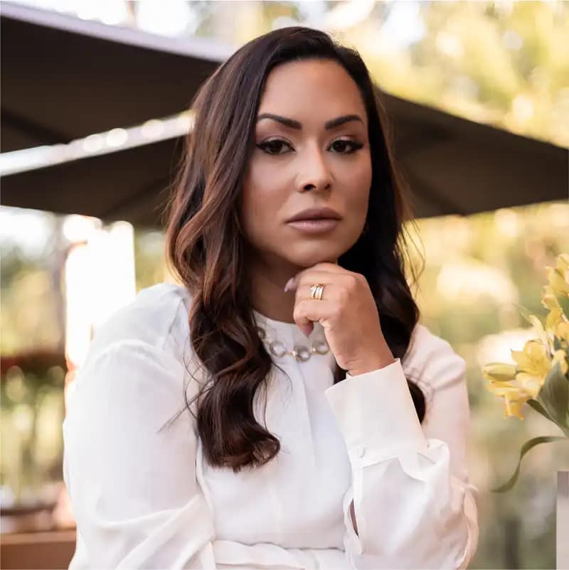 Acne Clinic Staff Graines